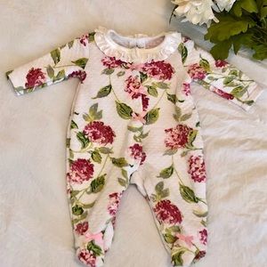 Laura Ashley One Piece Footie | Size: 0-3m